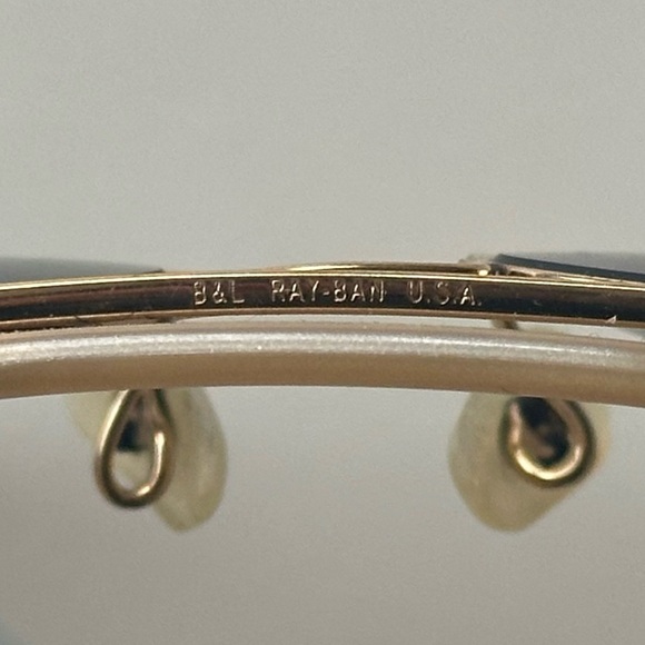 1970’s Vintage B&L Ray-Ban Outdoorsman Gold Aviator 62-14 Sunglasses - Picture 9 of 10